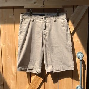 Volcom khaki shorts